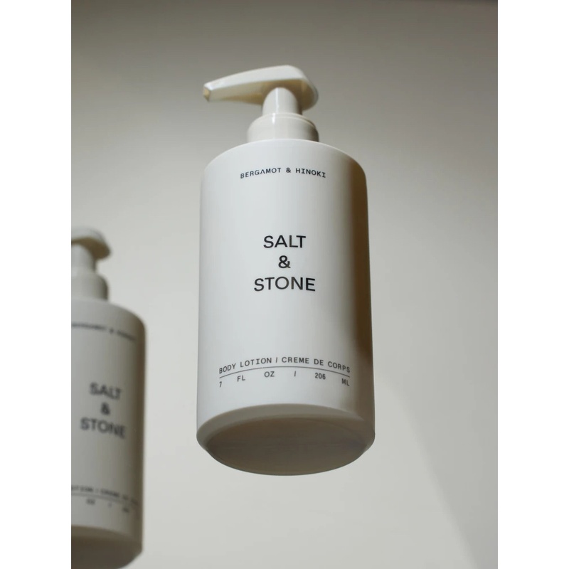 Зволожувальний лосьйон для тіла з ароматом бергамоту та хінокі Salt & Stone Body Lotion Bergamot & Hinoki, 206 мл 711221983859 фото