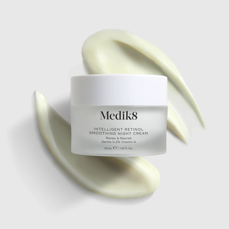 Відновлюючий та живильний нічний крем з 0,2% вітаміну А Medik8 Intelligent Retinol Smoothing Night Cream, 50 мл P10807 фото